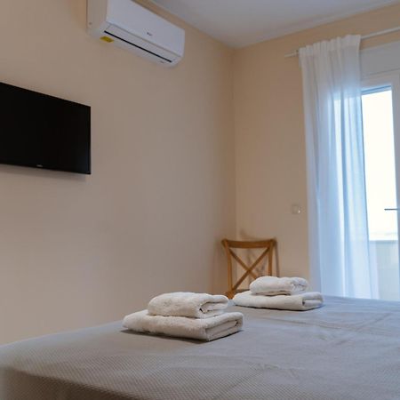 Marine Apartments Venetiko Παραλία Αγίας Φωτεινής Εξωτερικό φωτογραφία